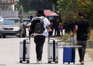 hondurans-self-deport