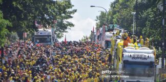 thousands-of-revellers-at-nottinghill-caribbean-carnival-2025