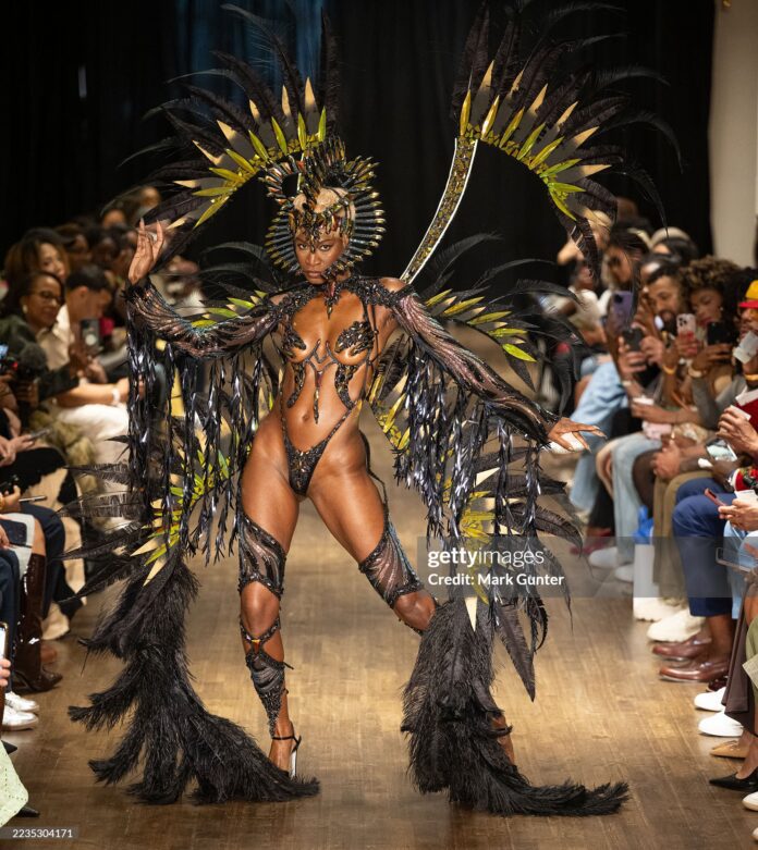 carnival-collection-show-2025 carnival-collection-show-2025