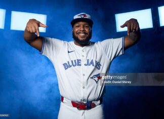 DR-born-Vladimir-Guerrero-Jr-signed-to-the-blue-jays