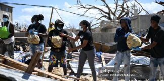 jamaicans-donate-food-supplies-in-westmoreland