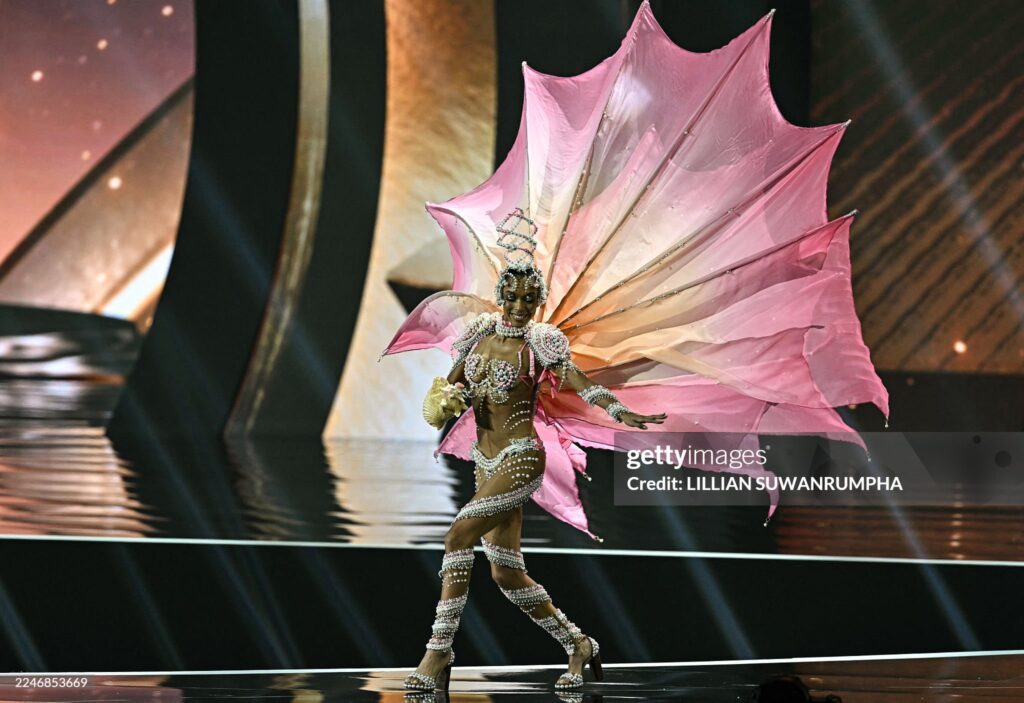 Miss Guadeloupe – Ophély Mézino