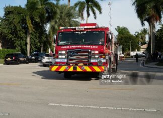 Florida Plane Taking Hurricane Relief To Jamaica Crashes small-plane-carrying-aid-to-jamaica-crashes-in-coral-springs-florida