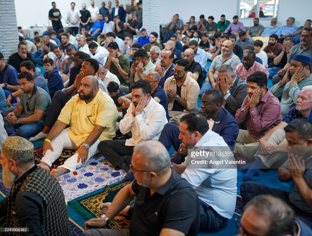 NYC Mayor-Elect Zohran Mamdani Attends Mosque In Puerto Rico, Joins SOMOS Political Retreat