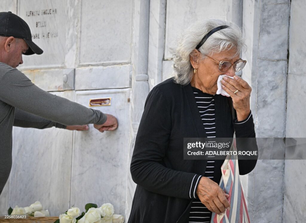 relatives-weep-for-cuban-soldiers-killed-in-us-caracas-strike
