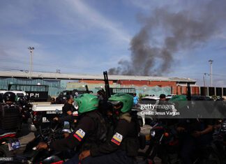 venezuela-military-patrol-streets-after-us-attack